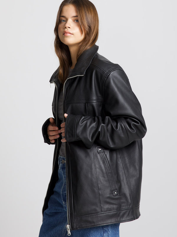 Stylish black leather jacket from MEOTINE, featuring a relaxed fit and classic collar, perfect for a chic, casual look.