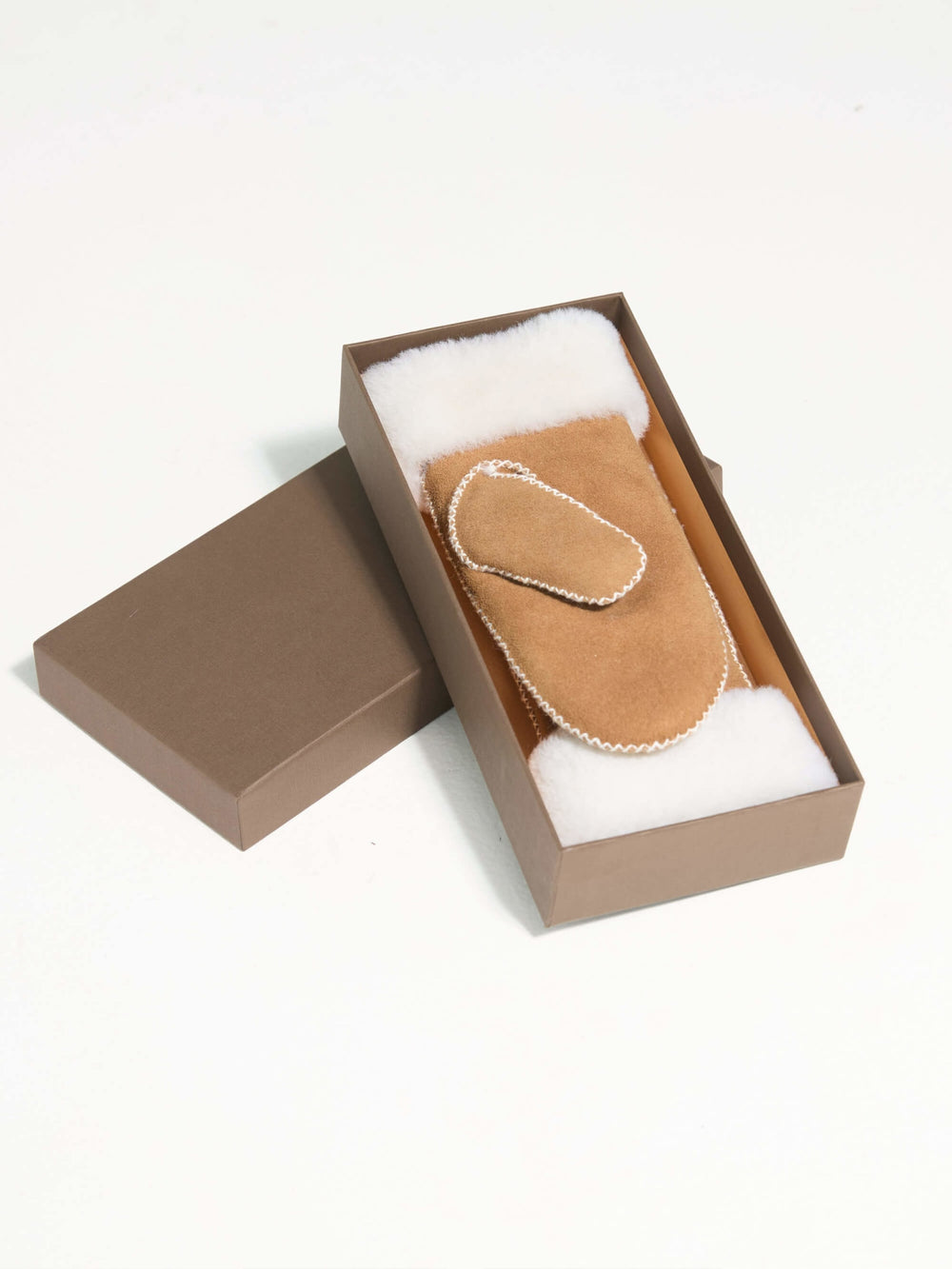 Cozy MEOTINE mittens in soft brown suede with plush white fur cuffs, perfect for keeping hands warm in winter.